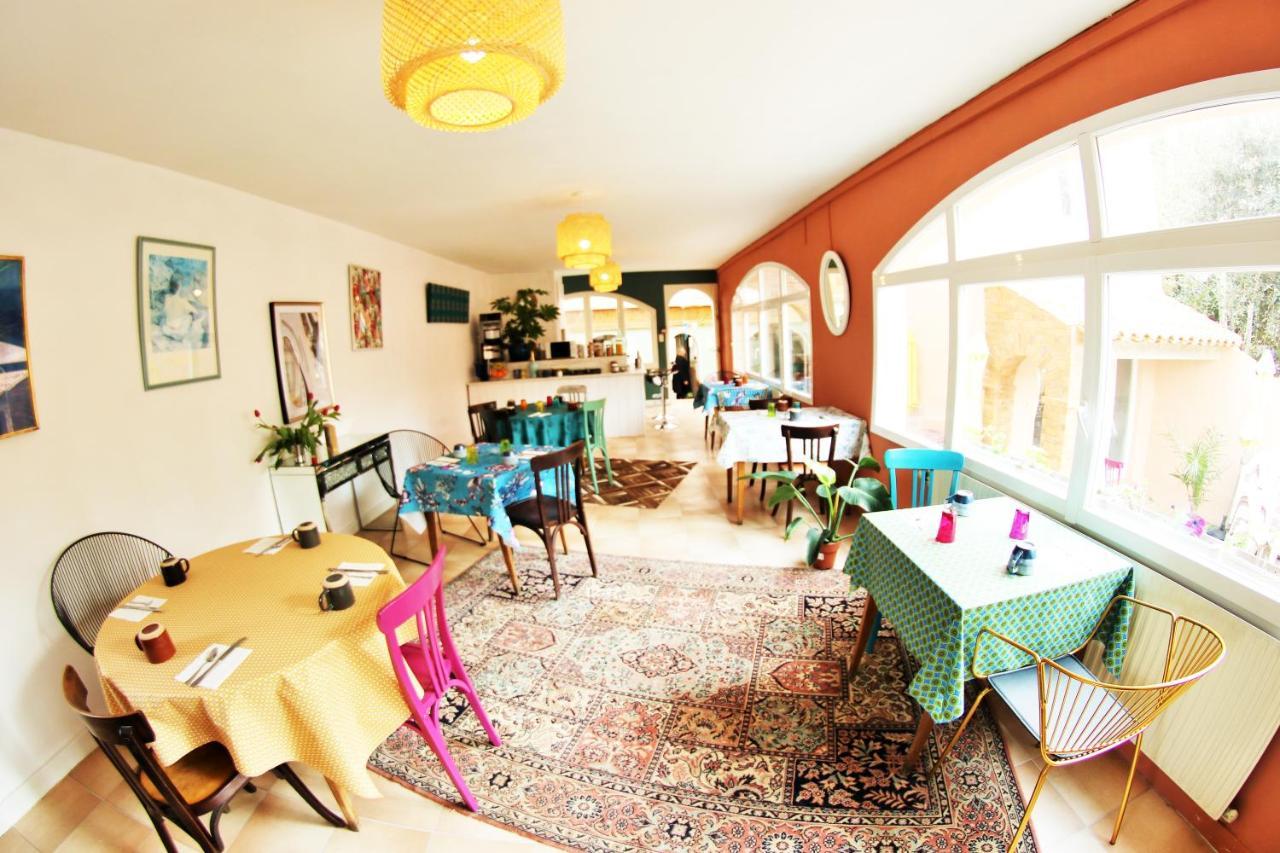 Hotel & Cantine De La Plage Les Sables-dʼOlonne Екстериор снимка