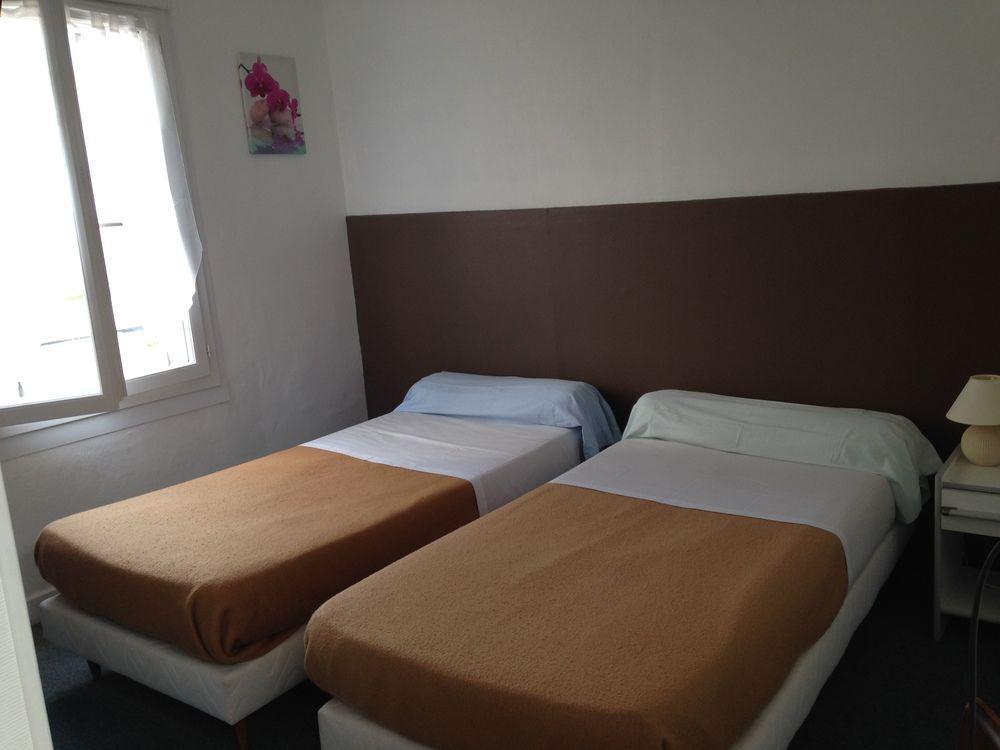 Hotel & Cantine De La Plage Les Sables-dʼOlonne Екстериор снимка